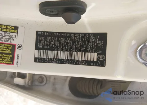 2018 Toyota Corolla Le from USA, damaged, VIN 2T1BURHE8JC987780